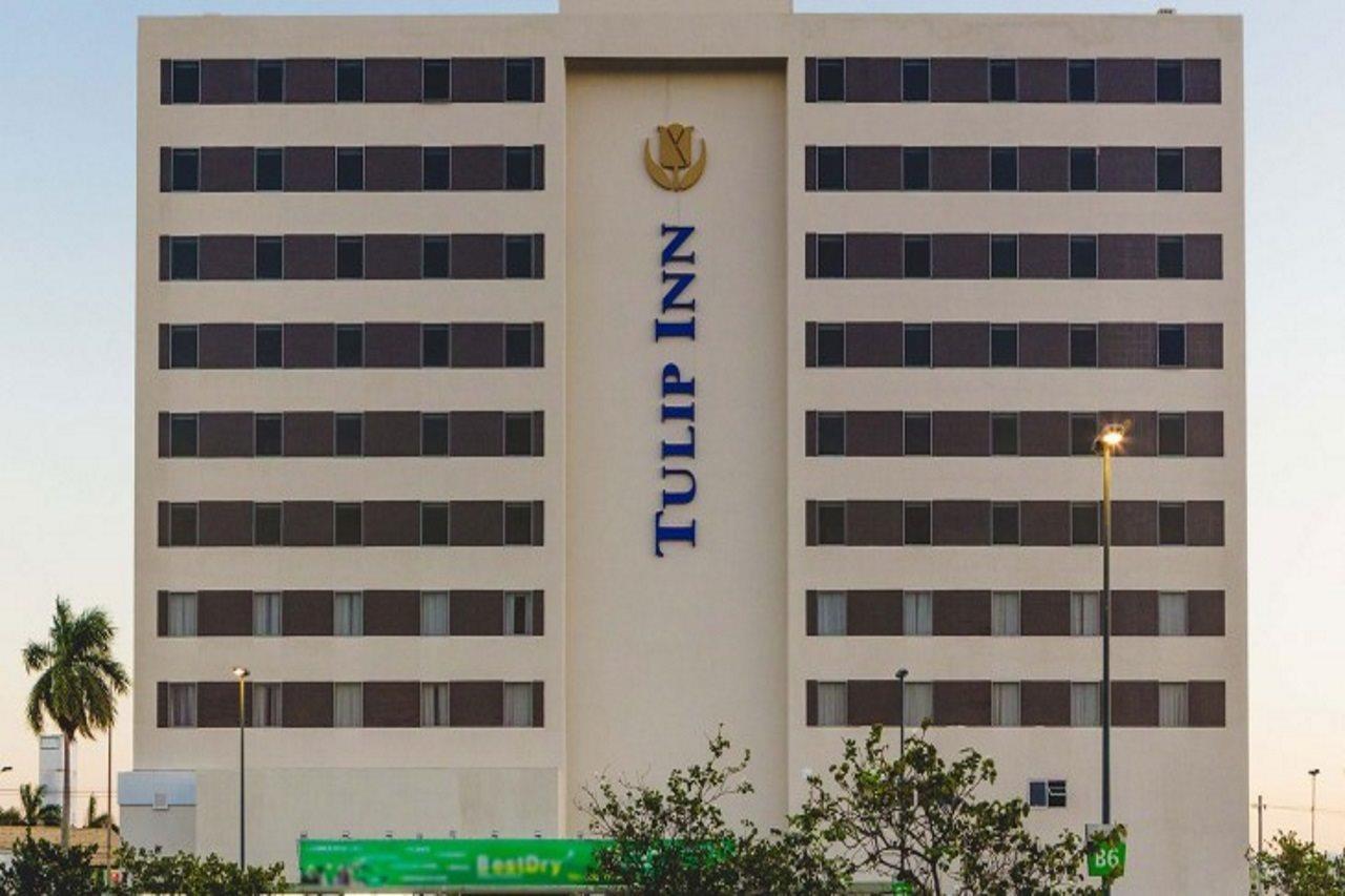 Tulip Inn 캄푸스 두스 고이타카지스 외부 사진