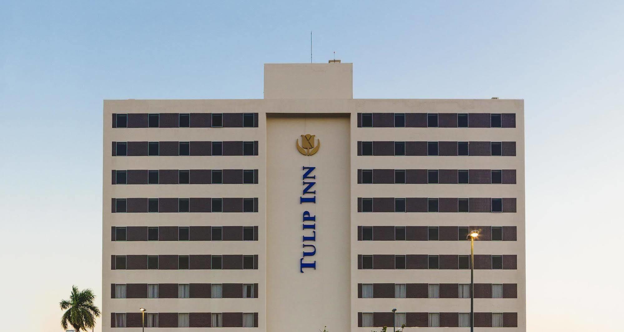Tulip Inn 캄푸스 두스 고이타카지스 외부 사진
